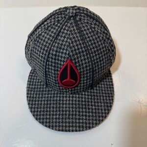 New Era 59FIFTY Fitted Cap Nixon Houndstooth Wool Black Grey‎ 7 3/8 Streetwear